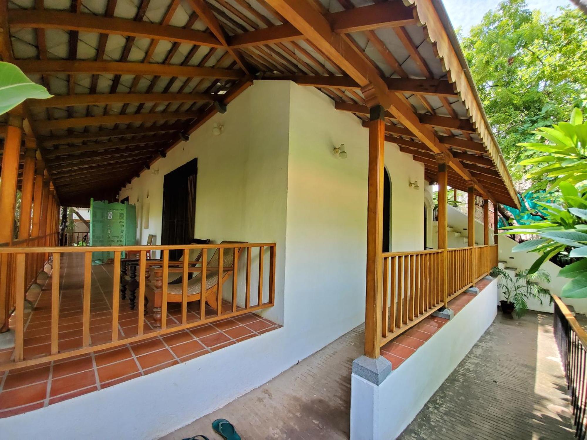 Отель Kariappa House Пондичерри Экстерьер фото