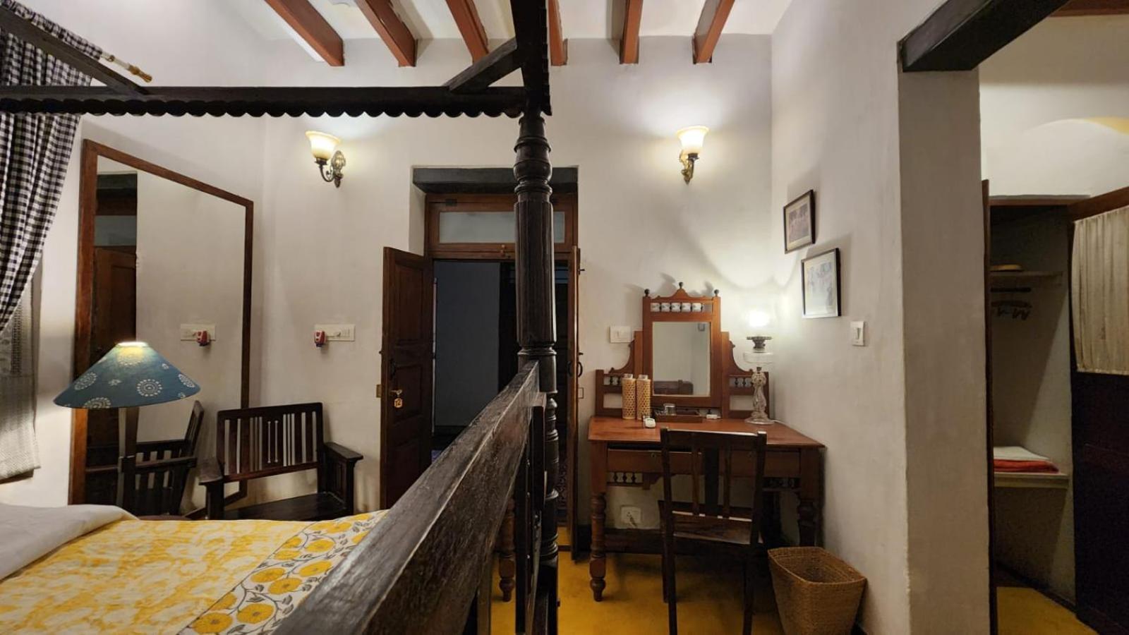 Отель Kariappa House Пондичерри Экстерьер фото